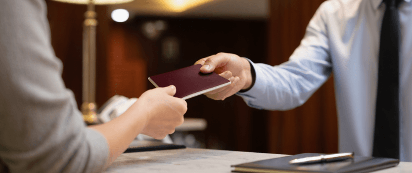 Что мы делаем с паспортными данными гостей?